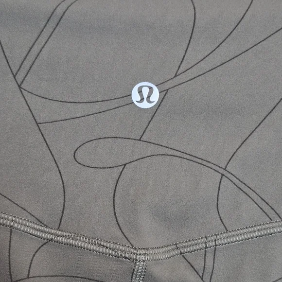 Lululemon Align High-Rise Pant 25" Size 6 Scripted Yogo Army Green - Dark Olive - Picture 5 of 12